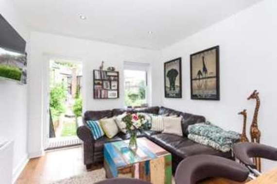 2 Bedroom Flat